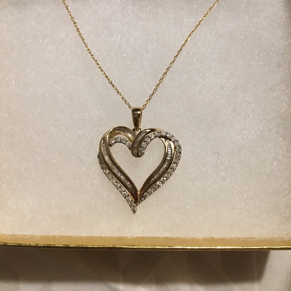10k yellow gold diamond heart pendant 18” necklace 1/2 ct - Picture 3 of 5